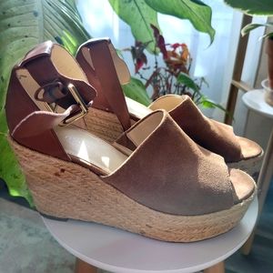 Wedge sandals